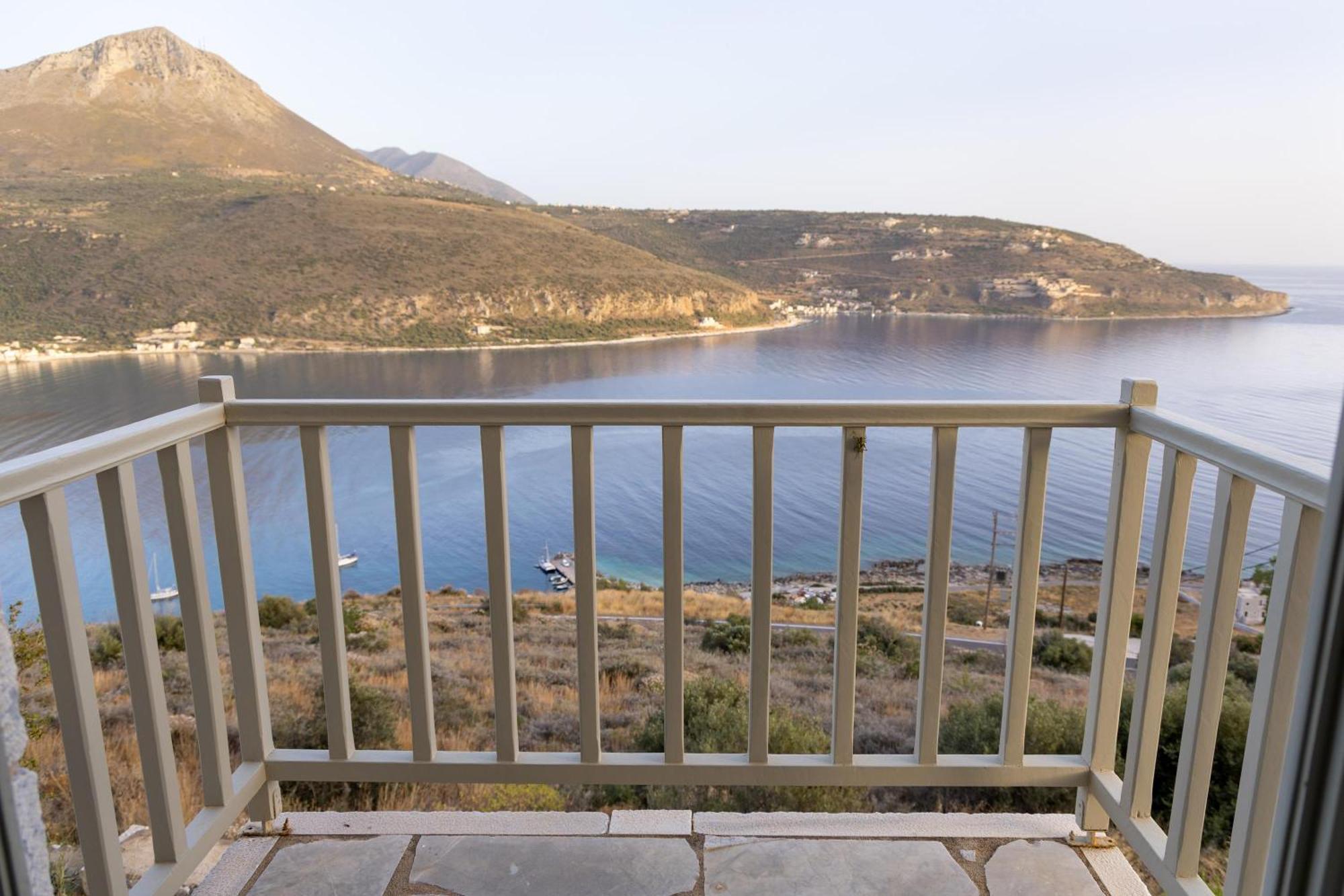 Akrolithi Guesthouse Karavostasi  Luaran gambar